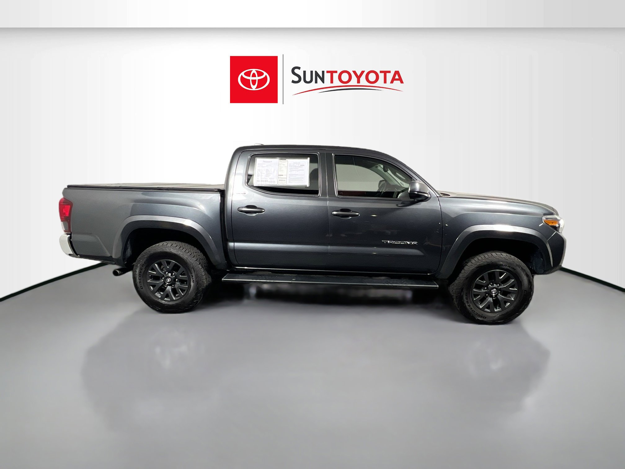 Used 2023 Toyota Tacoma SR5 image 2