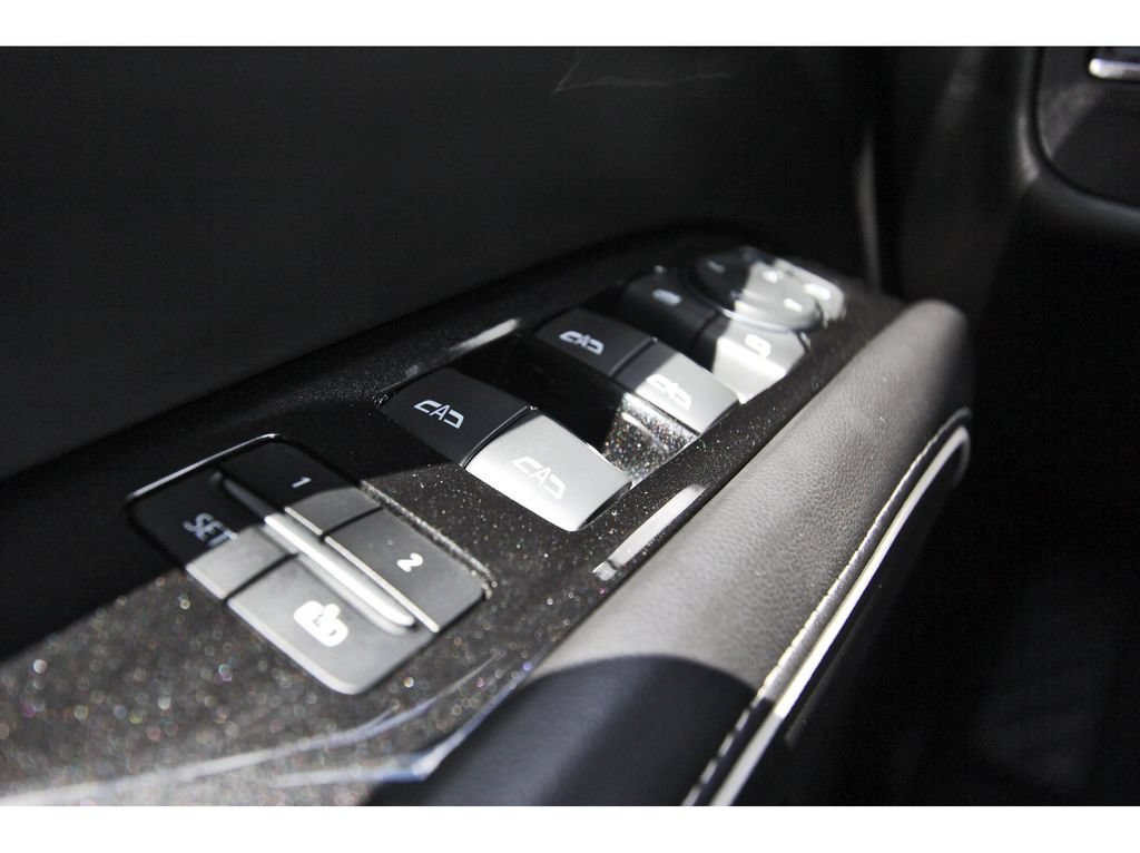 Used 2021 Cadillac Escalade Sport Platinum AWD/4WD image 21