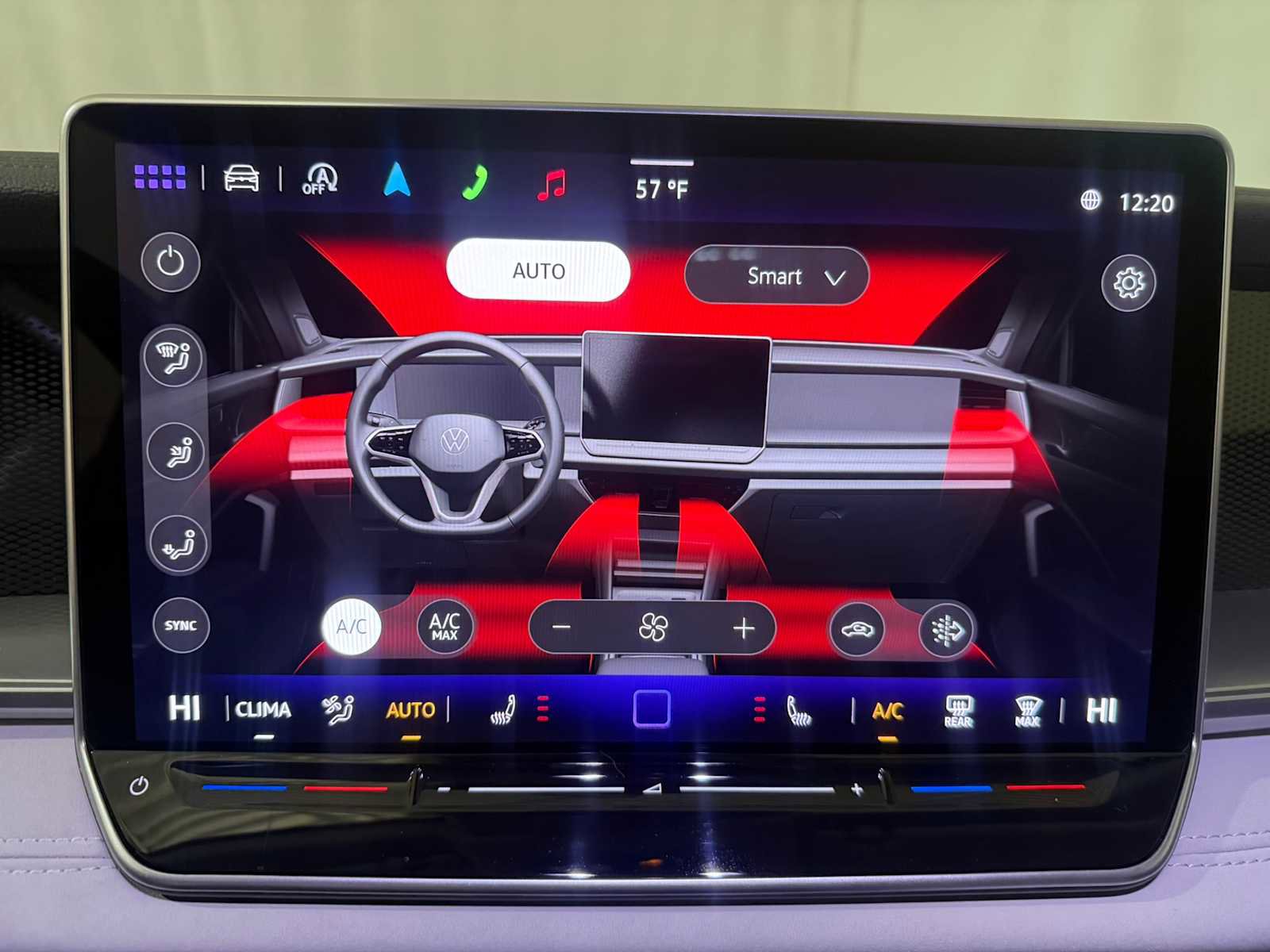 Certified 2025 Volkswagen Tiguan SE image 32