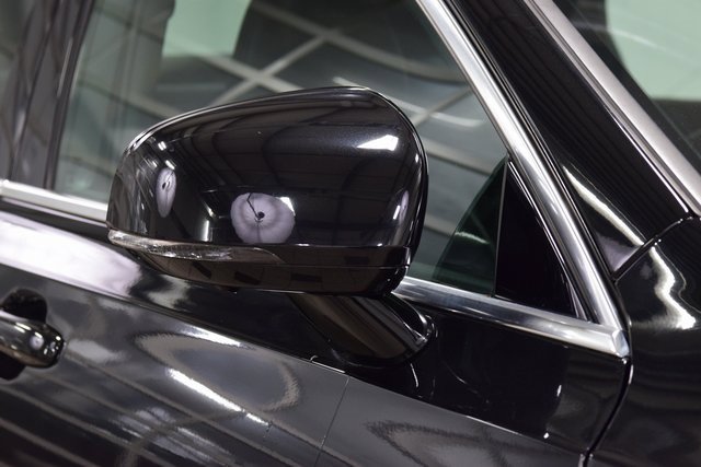 Used 2018 Volvo S90 T5 Momentum w/ Convenience Package image 16