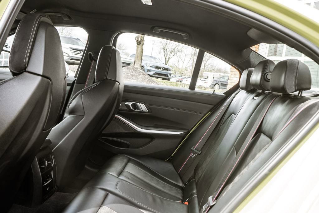 Used 2021 BMW M3 Competition image 30