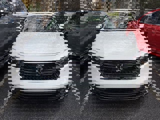 Used 2023 Honda Accord EX-L image 3