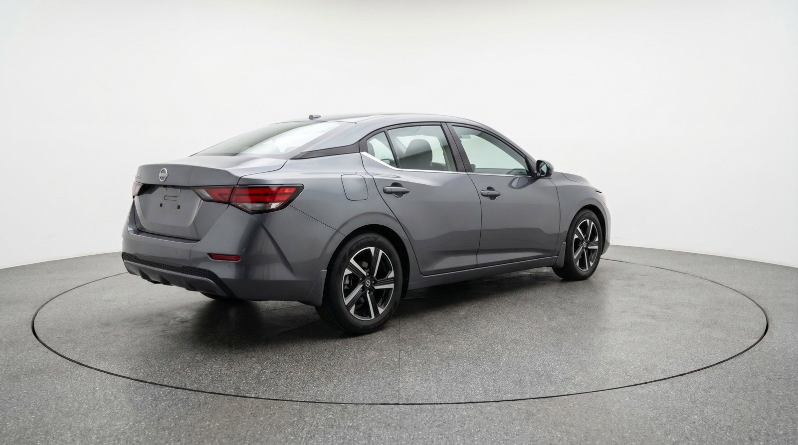 Used 2025 Nissan Sentra SV image 9