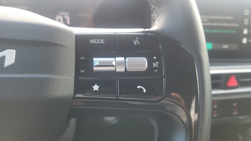 Used 2026 Kia Sorento LX FWD image 20