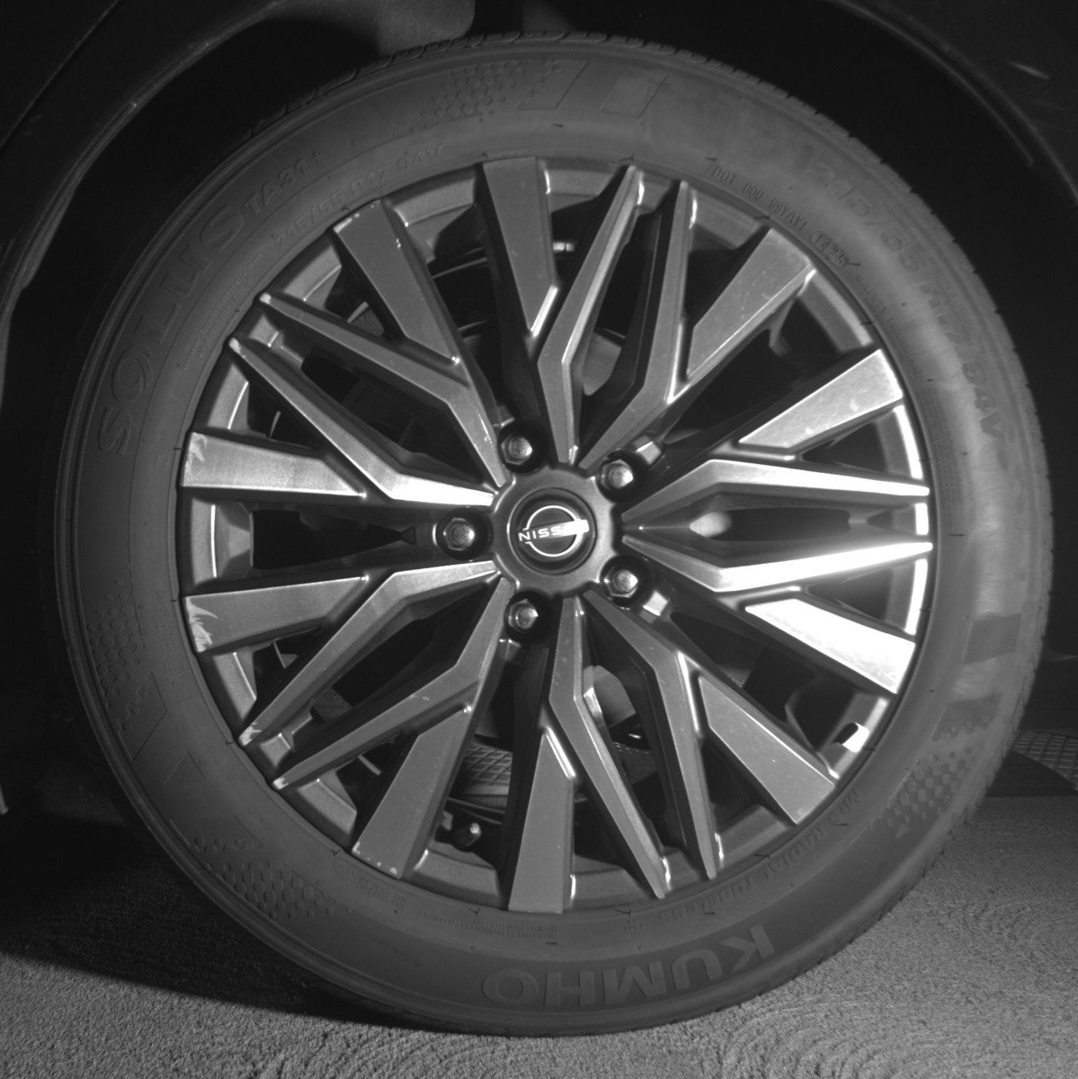 Used 2025 Nissan Altima 2.5 SV image 14