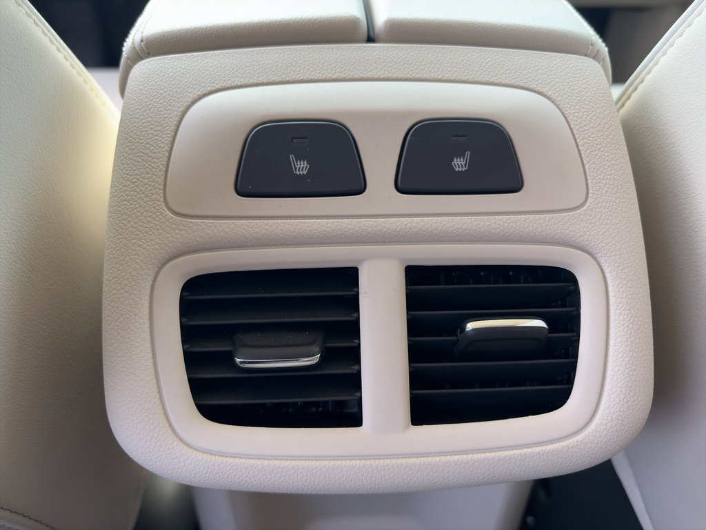 Used 2023 Buick Envision Avenir AWD/4WD image 15