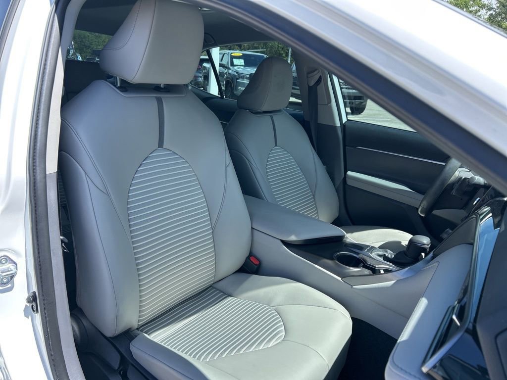 Used 2023 Toyota Camry SE FWD image 44