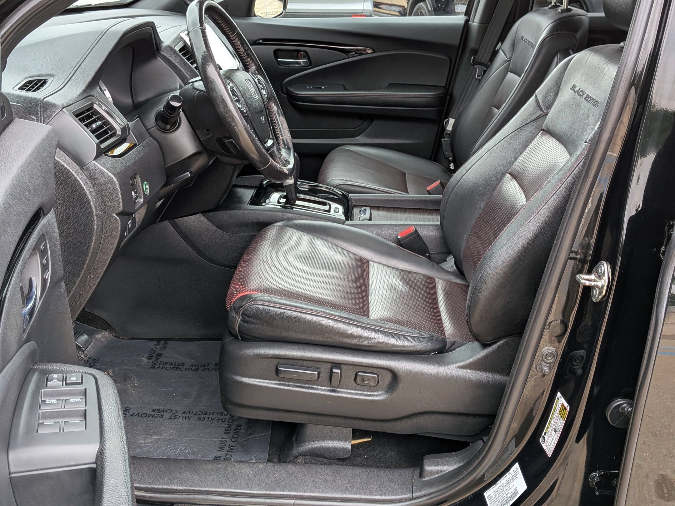 Certified 2019 Honda Ridgeline Black Edition image 11