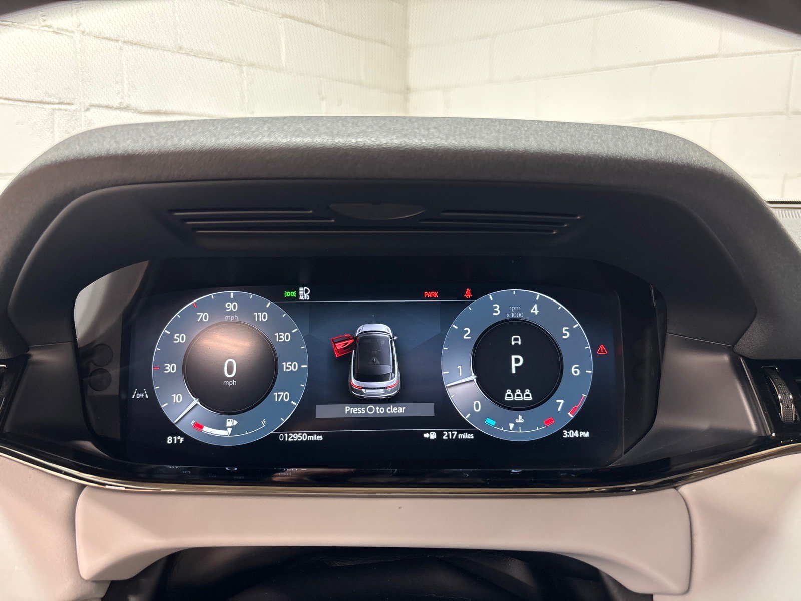 New 2026 Land Rover Range Rover Evoque S AWD/4WD image 17