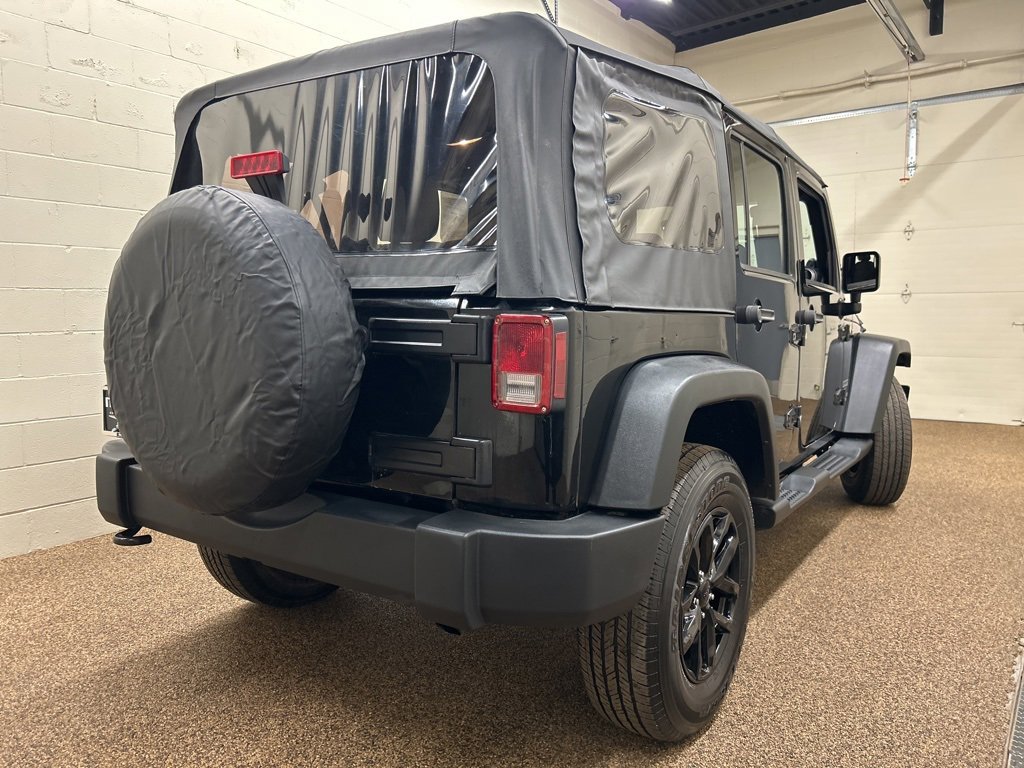 Used 2012 Jeep Wrangler Unlimited Sport image 2