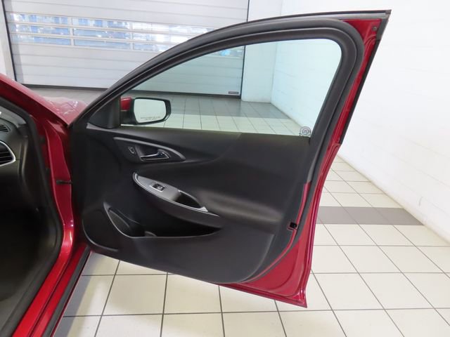 Used 2024 Chevrolet Malibu LT image 25