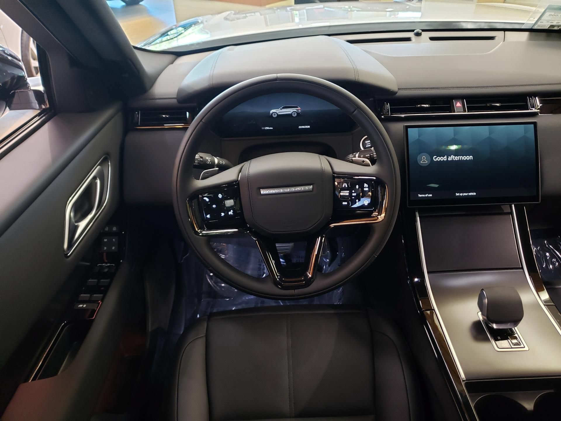 New 2026 Land Rover Range Rover Velar Dynamic SE AWD/4WD image 11