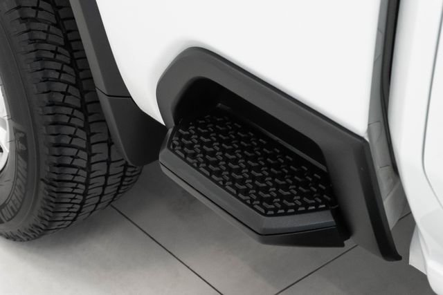 Used 2025 Chevrolet Silverado 2500 LT image 12