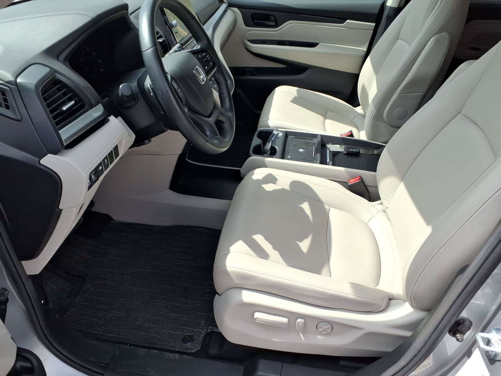 Used 2025 Honda Odyssey EX-L image 11
