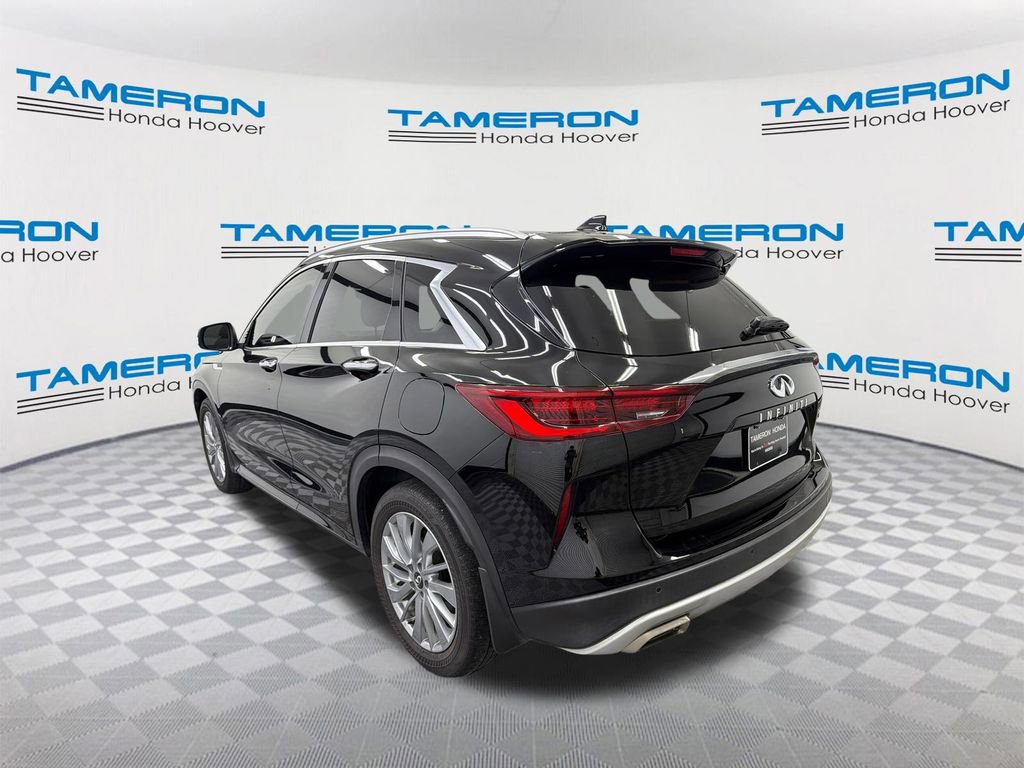 Used 2023 INFINITI QX50 Luxe image 3