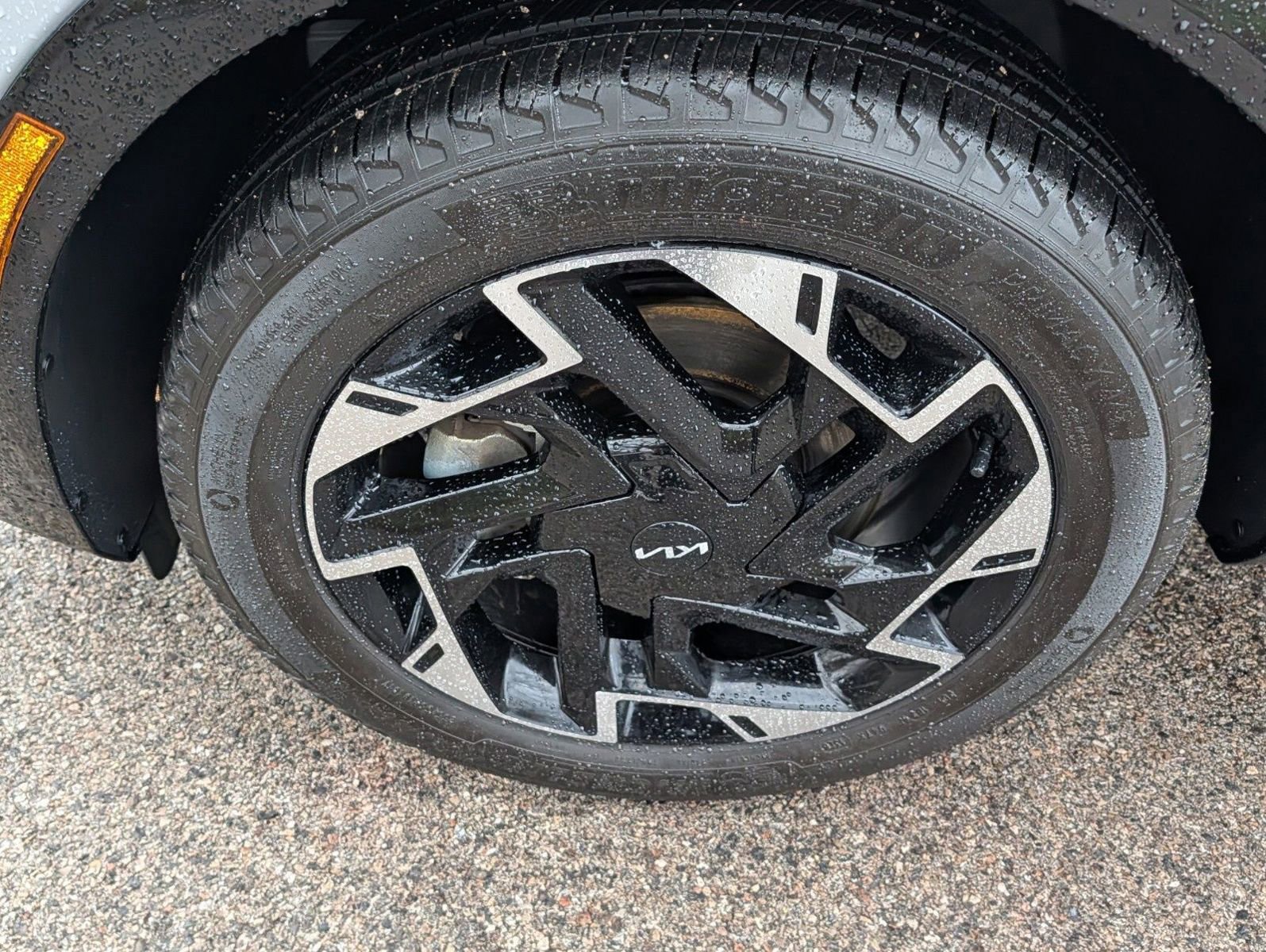 Used 2023 Kia Sportage SX image 18