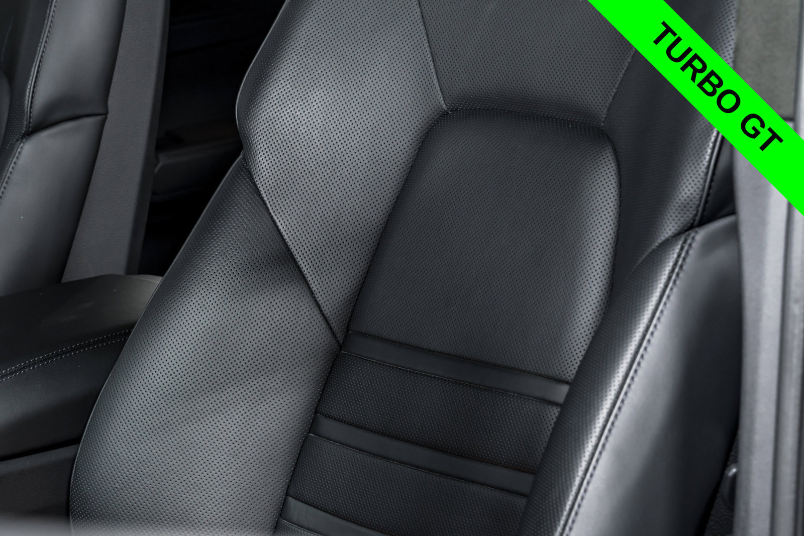 Used 2024 Porsche Cayenne Turbo GT AWD/4WD image 21