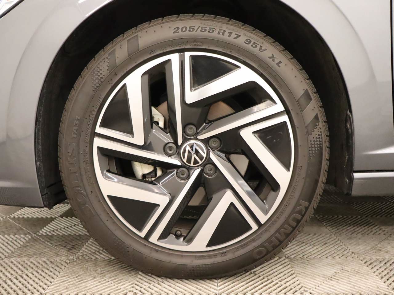 Certified 2022 Volkswagen Jetta SEL FWD image 7