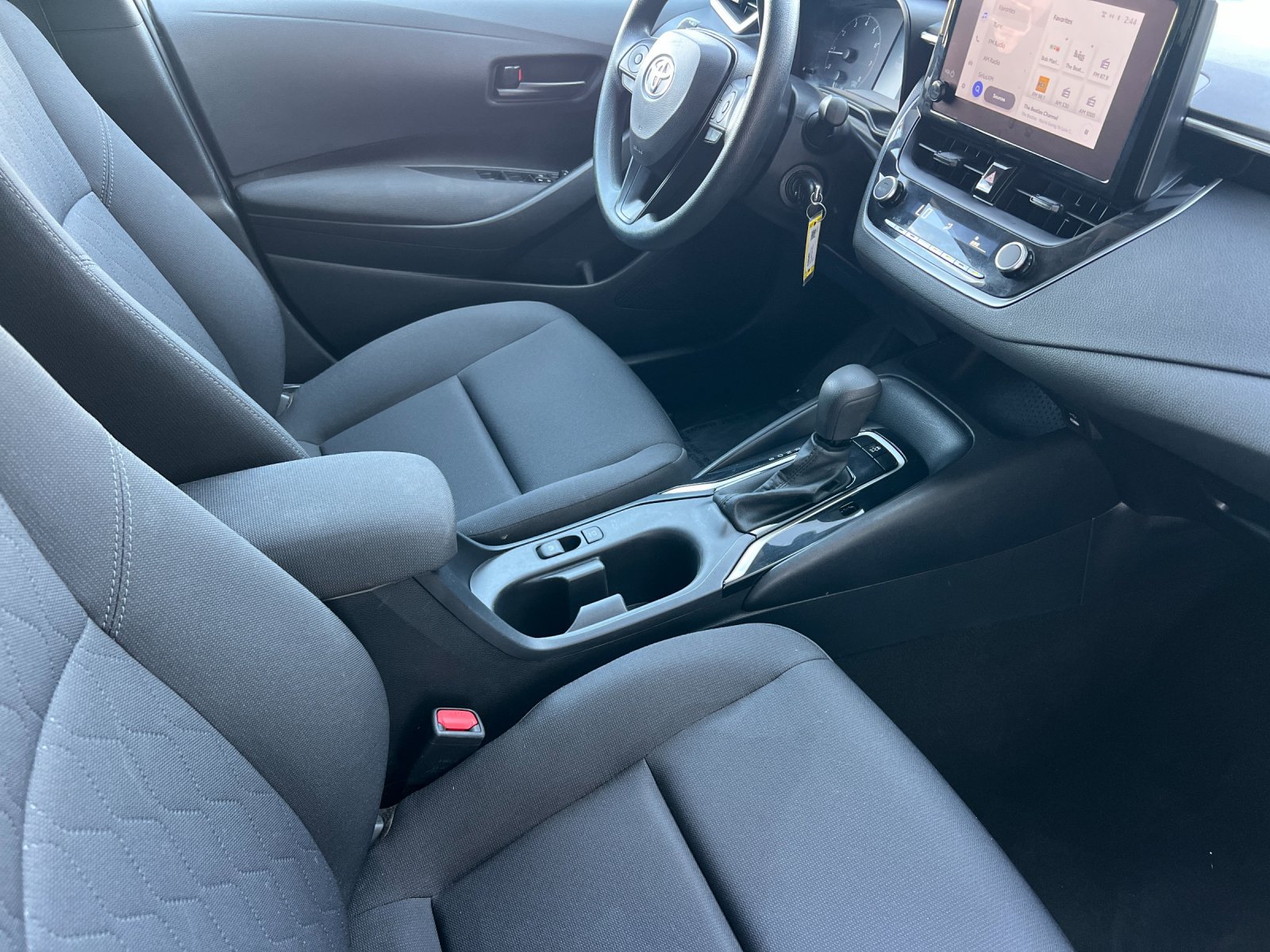Used 2024 Toyota Corolla LE FWD image 15