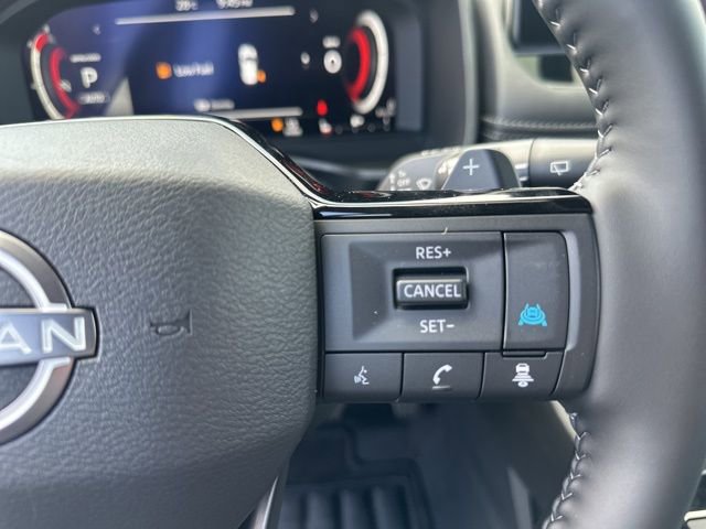 Used 2025 Nissan Rogue SL w/ SL Premium Package image 22