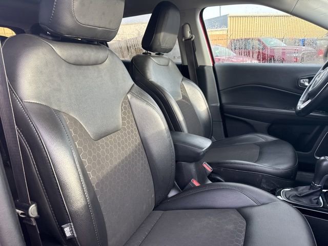 Used 2021 Jeep Compass Altitude w/ Sun and Sound Group image 9