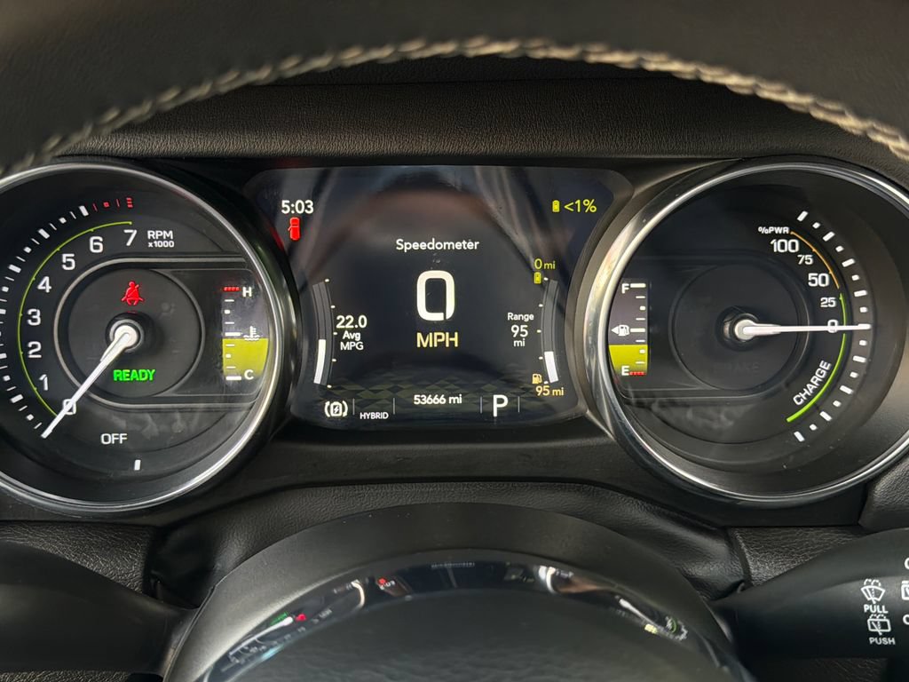 Used 2023 Jeep Wrangler Unlimited Sahara AWD/4WD image 15
