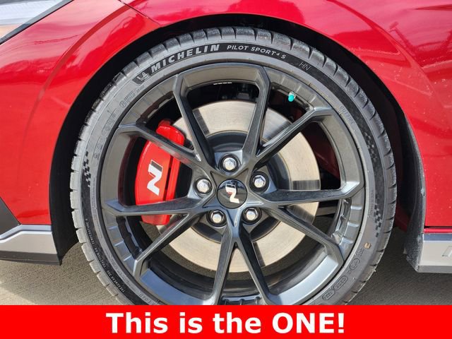 Certified 2025 Hyundai Elantra N Base image 7