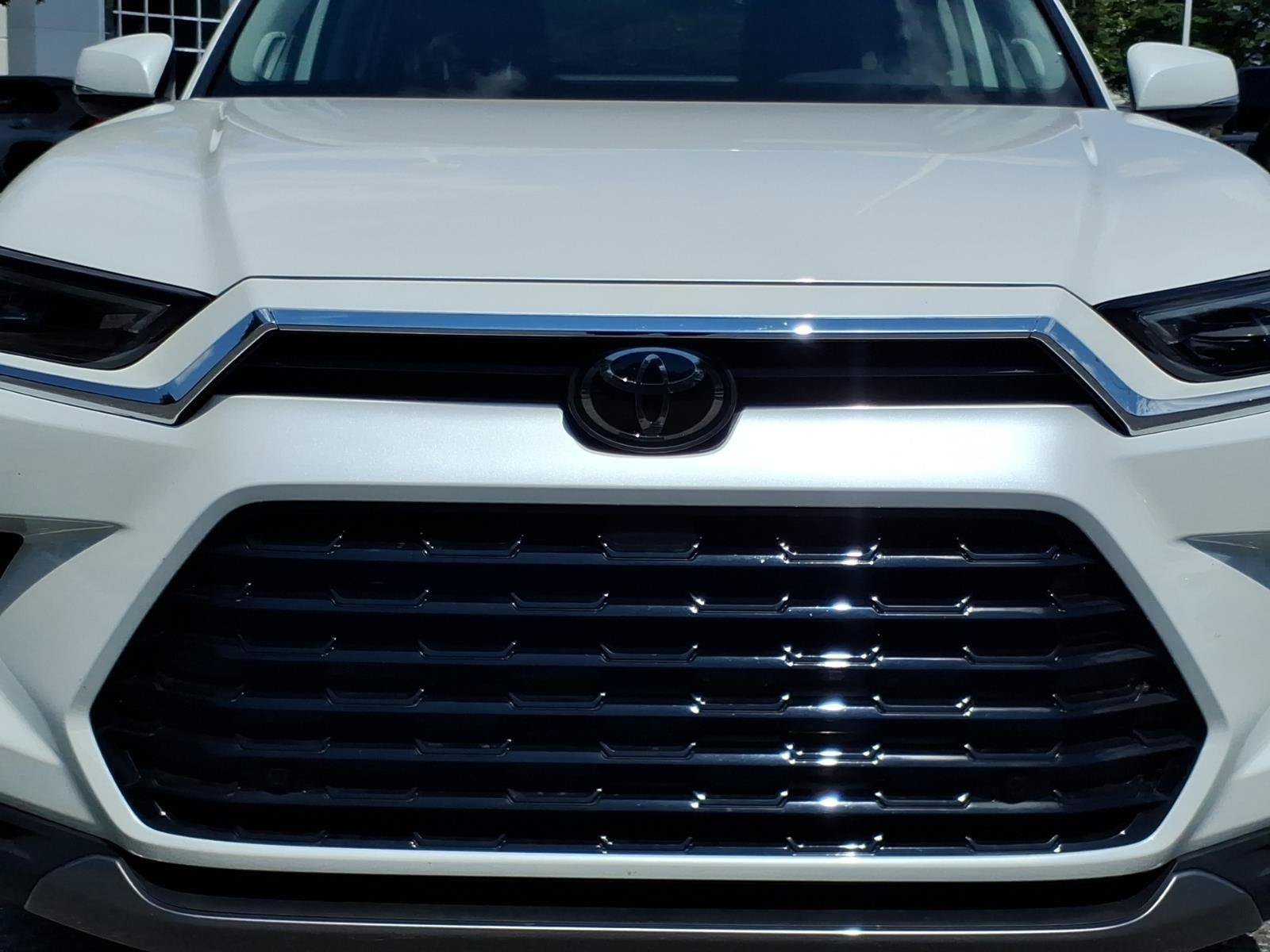 Used 2024 Toyota Grand Highlander FWD image 15