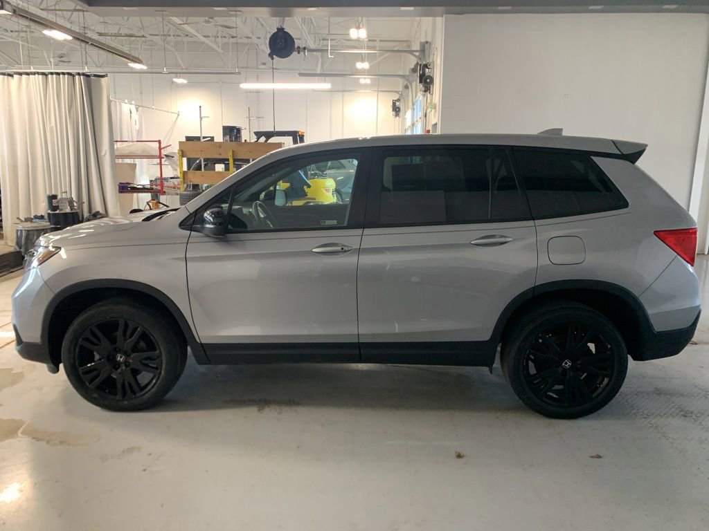 Used 2021 Honda Passport Sport image 2