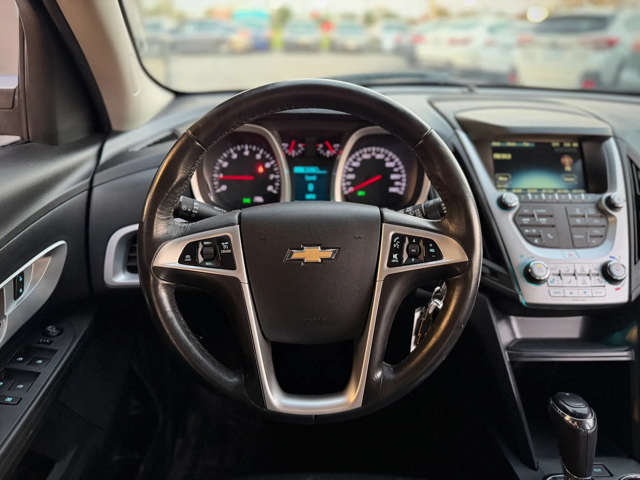Used 2017 Chevrolet Equinox LT w/ Convenience Package FWD image 9