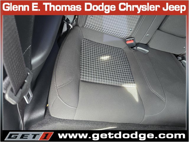 Certified 2023 Dodge Challenger SXT w/ Blacktop Package image 32