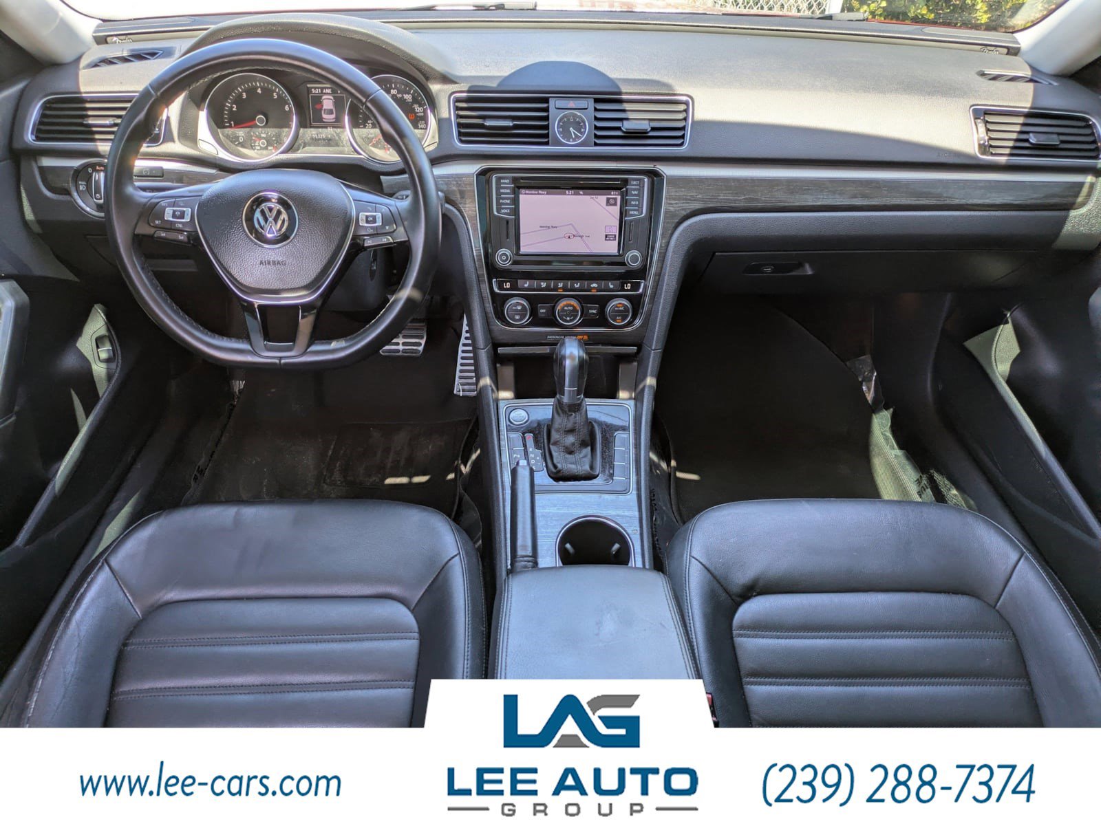 Used 2017 Volkswagen Passat 1.8T SEL Premium image 10