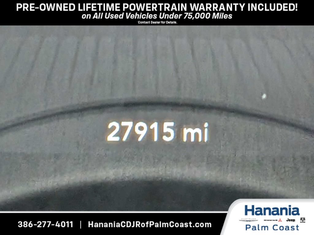 Used 2016 Dodge Challenger SRT Hellcat RWD image 36