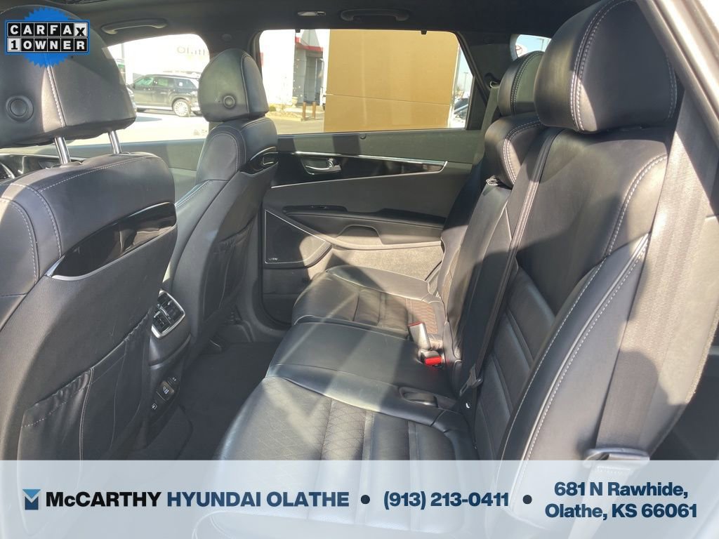 Used 2018 Kia Sorento SX image 5