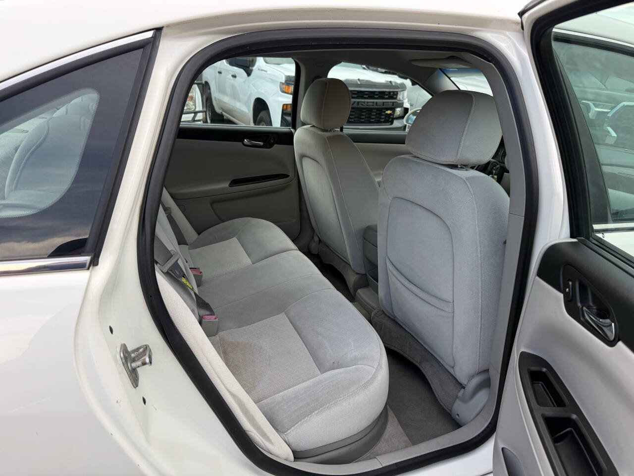 Used 2008 Chevrolet Impala LT FWD image 15