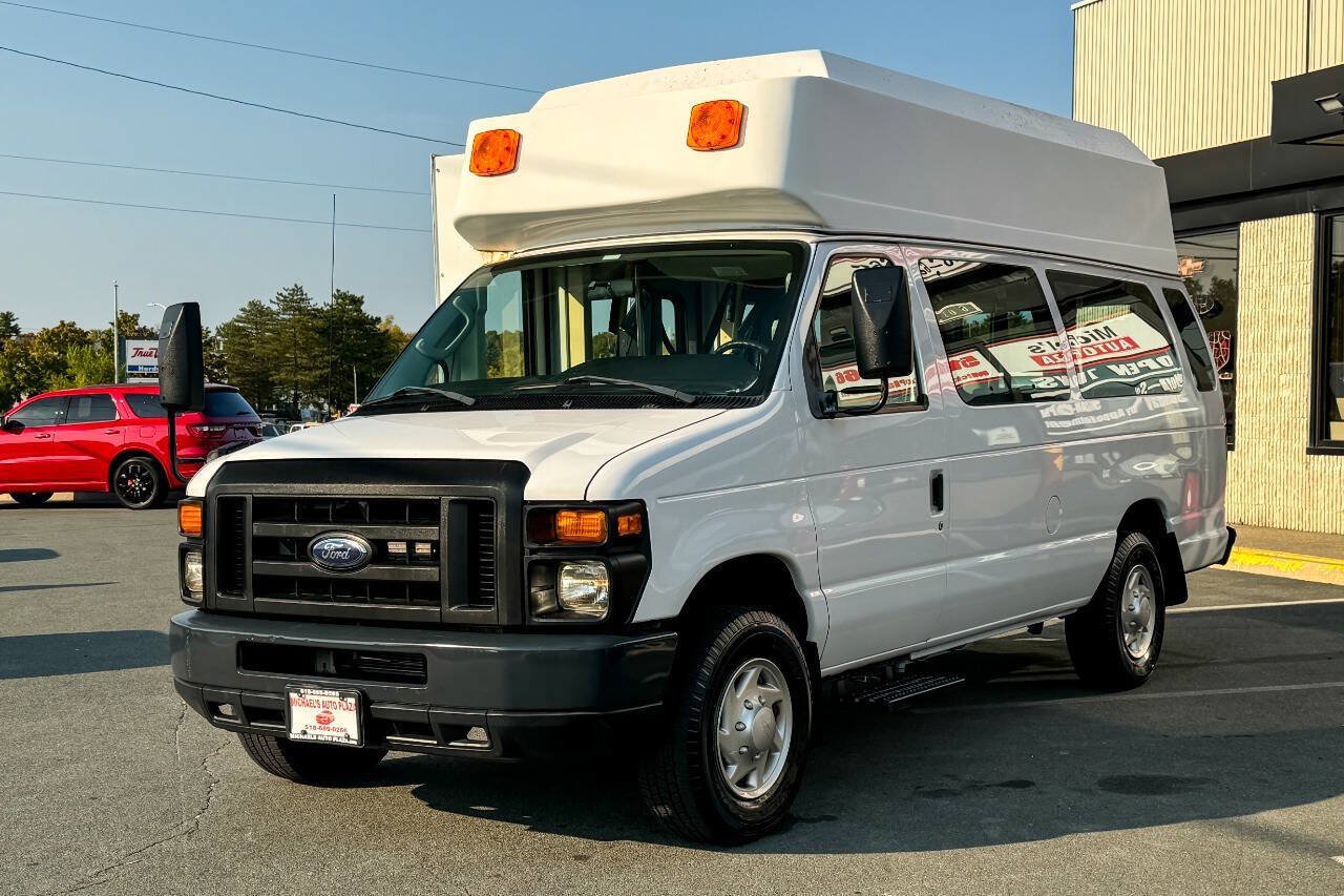 Used 2011 Ford E-350 and Econoline 350 Extended Super Duty w/ PWR Group RWD image 13