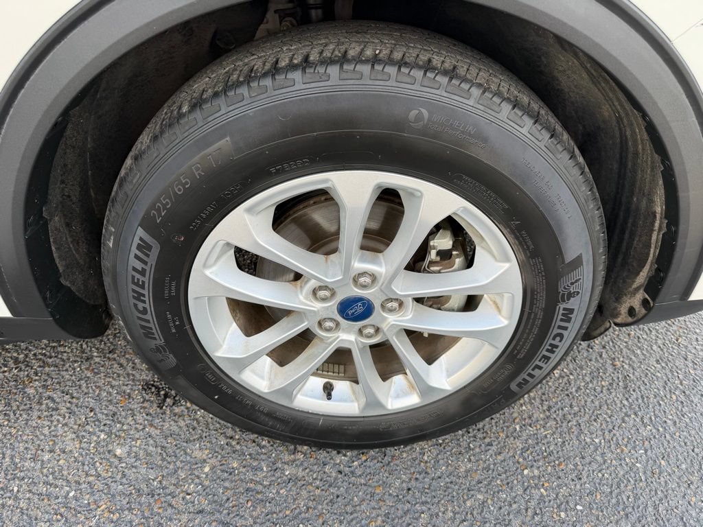 Certified 2022 Ford Escape SE w/ Convenience Package FWD image 25