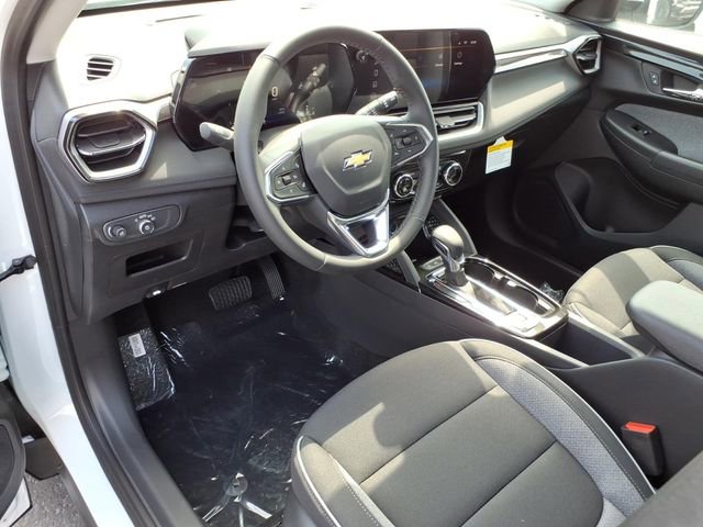 New 2026 Chevrolet TrailBlazer LT w/ Convenience Package FWD image 5