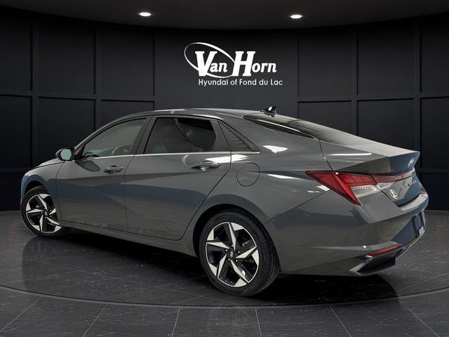 Used 2023 Hyundai Elantra Limited FWD image 3