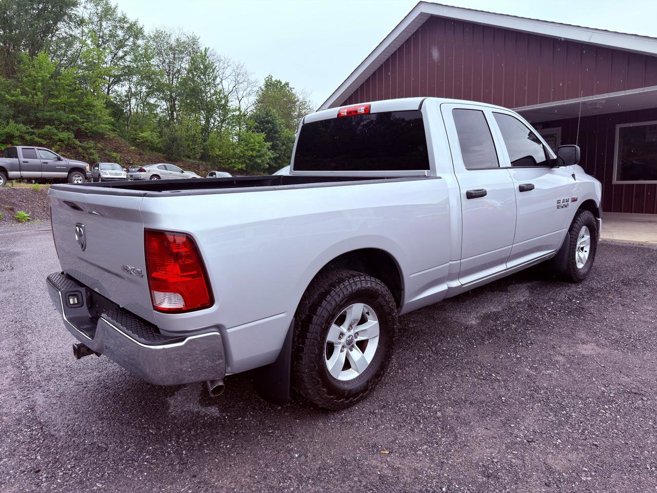 Used 2017 RAM 1500 ST w/ SXT Appearance Group AWD/4WD image 6