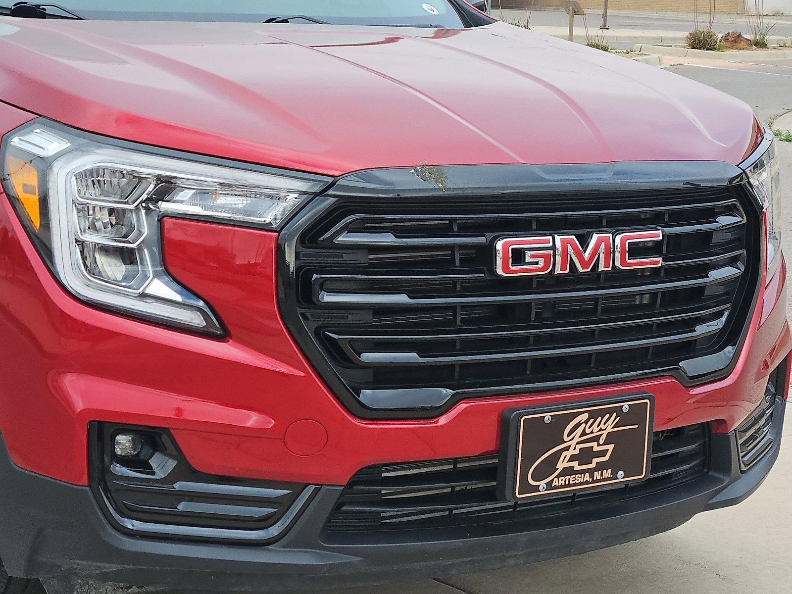 Used 2024 GMC Terrain SLT w/ Elevation Edition image 7