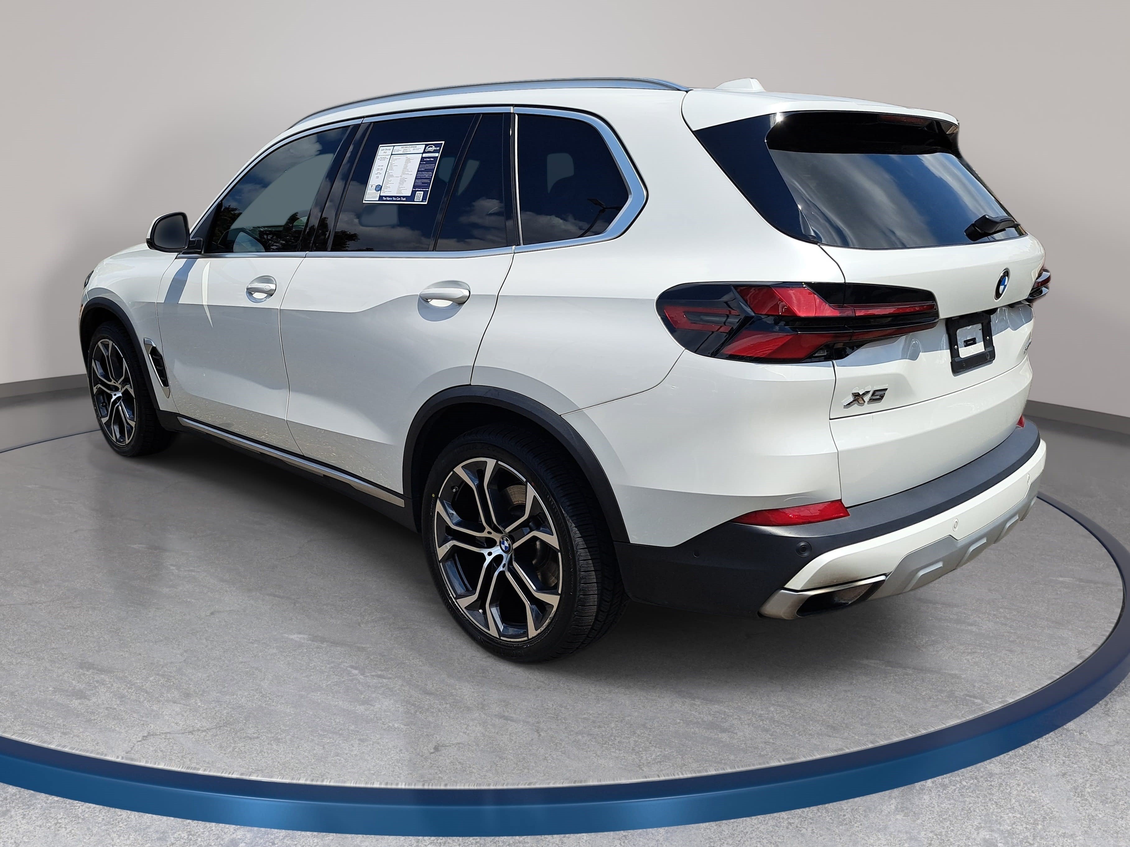 Used 2025 BMW X5 sDrive40i w/ Parking Assistance Package RWD image 7