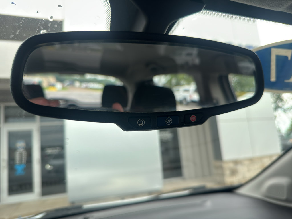 Used 2017 Chevrolet Sonic LT FWD image 11