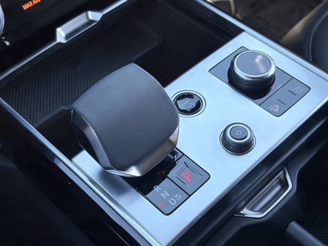 Used 2023 Land Rover Range Rover SE AWD/4WD image 17