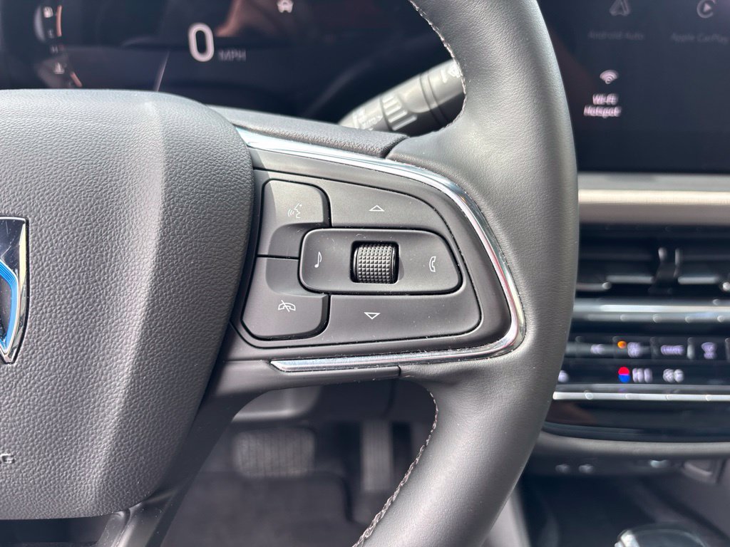 Used 2025 Buick Envista Avenir FWD image 18