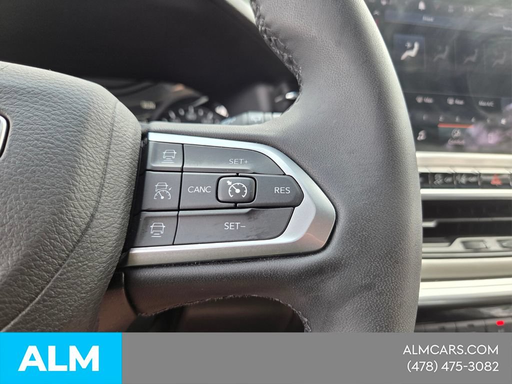 Used 2025 Jeep Compass Limited AWD/4WD image 24