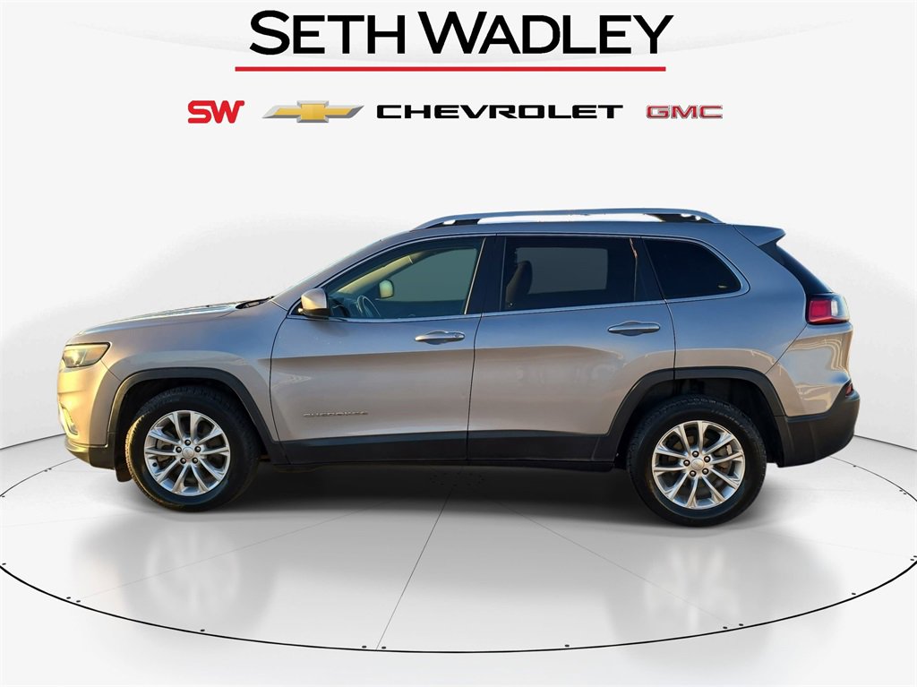 Used 2019 Jeep Cherokee Latitude w/ Popular Appearance Group image 4