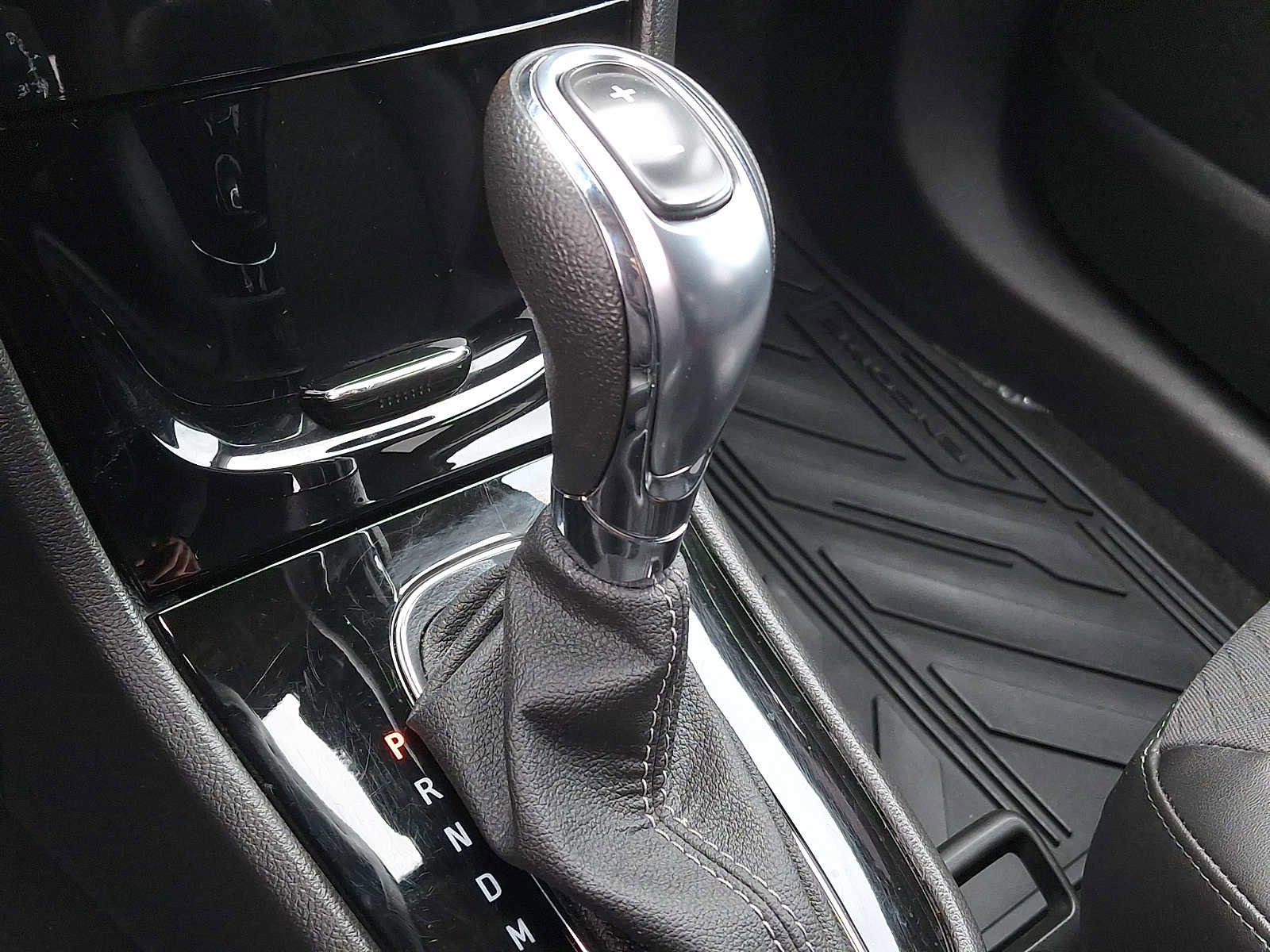 Used 2022 Buick Encore Preferred image 14