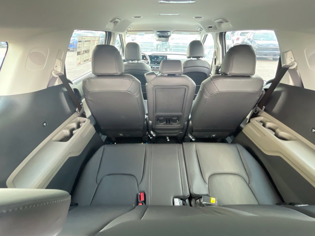 New 2027 Kia Carnival FWD image 23