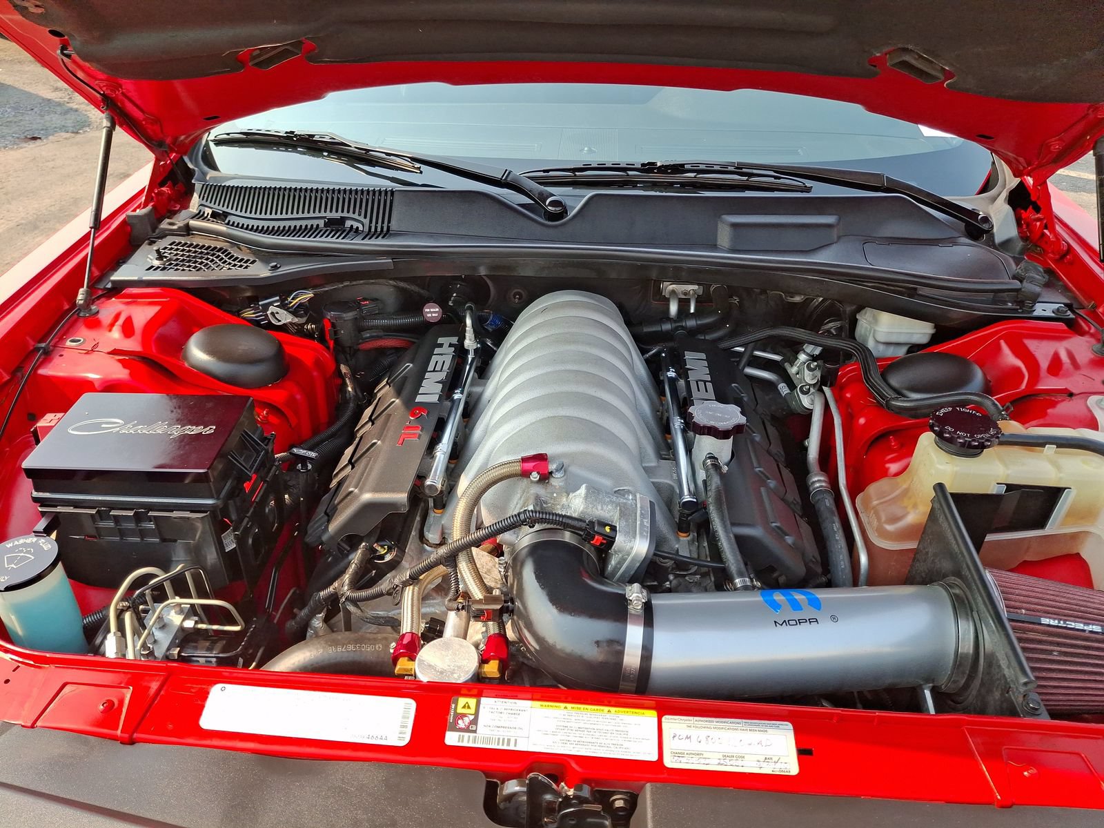 Used 2009 Dodge Challenger SRT8 w/ SRT Option Group II RWD image 23